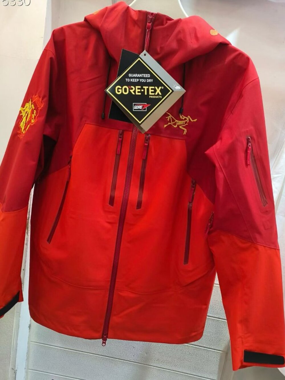 Arc'teryx Alpha SV Jacket